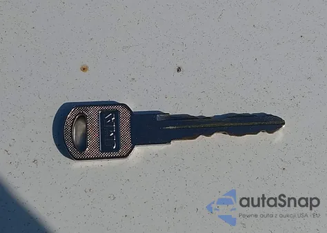 2002 Saturn L-Series L200 из США, поврежденный, VIN 1G8JU54F02Y526485